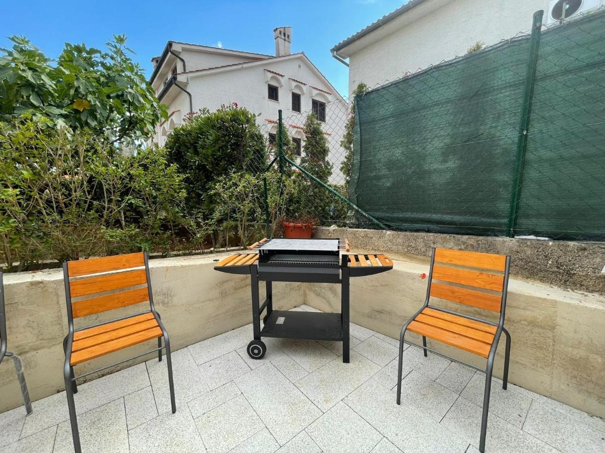 Apartments Fratelli Malinska Εξωτερικό φωτογραφία