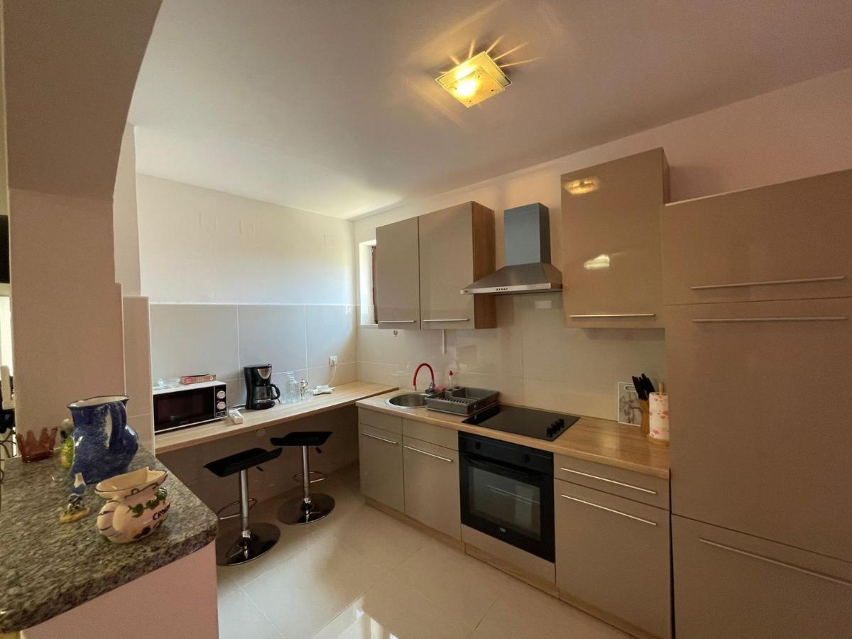 Apartments Fratelli Malinska Εξωτερικό φωτογραφία